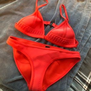 red triangl bikini